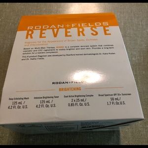 Rodan and fields reverse brightening regimen.